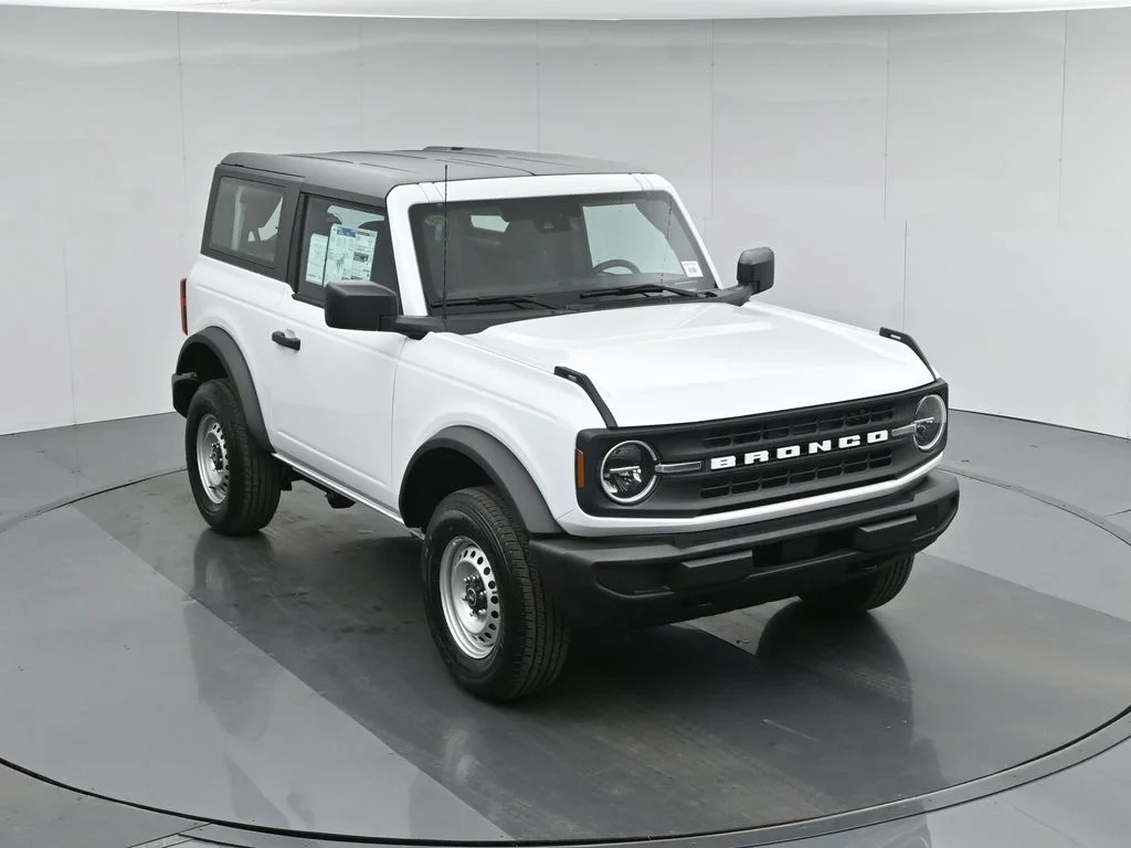 New 2026 Oxford White Ford Base image 35