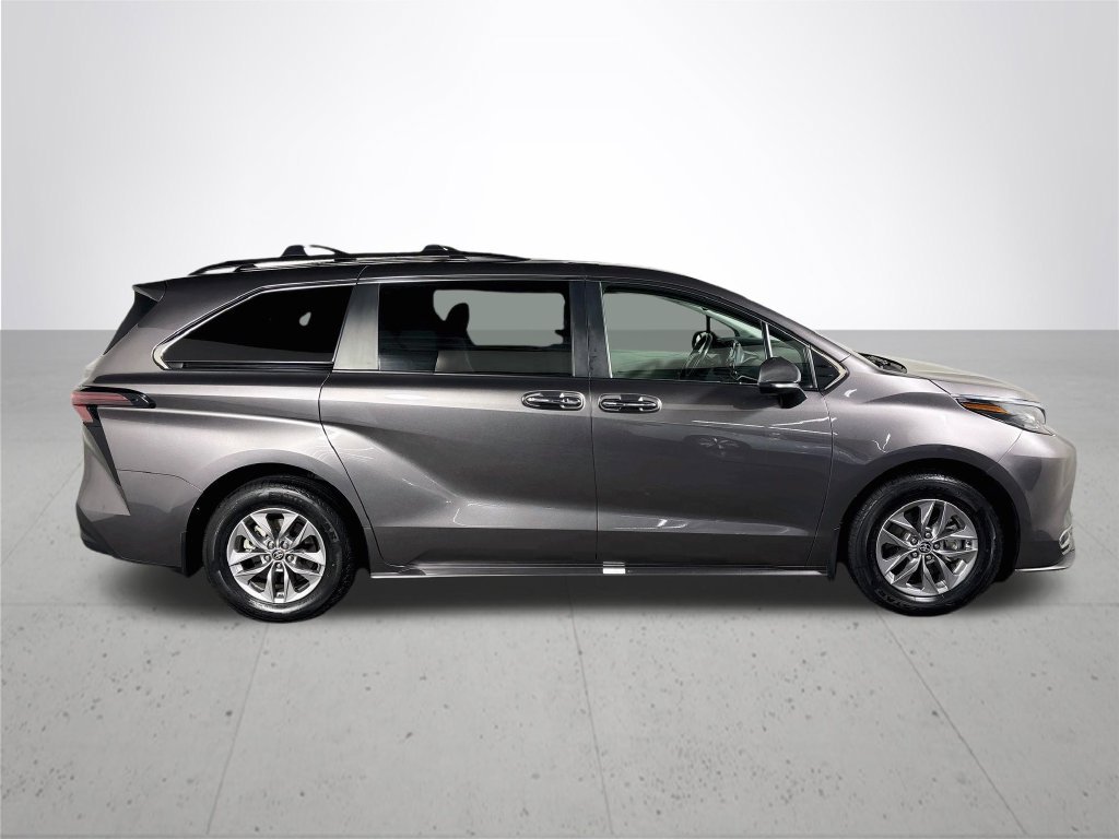 Used 2023 Predawn Gray Mica Toyota XLE image 5