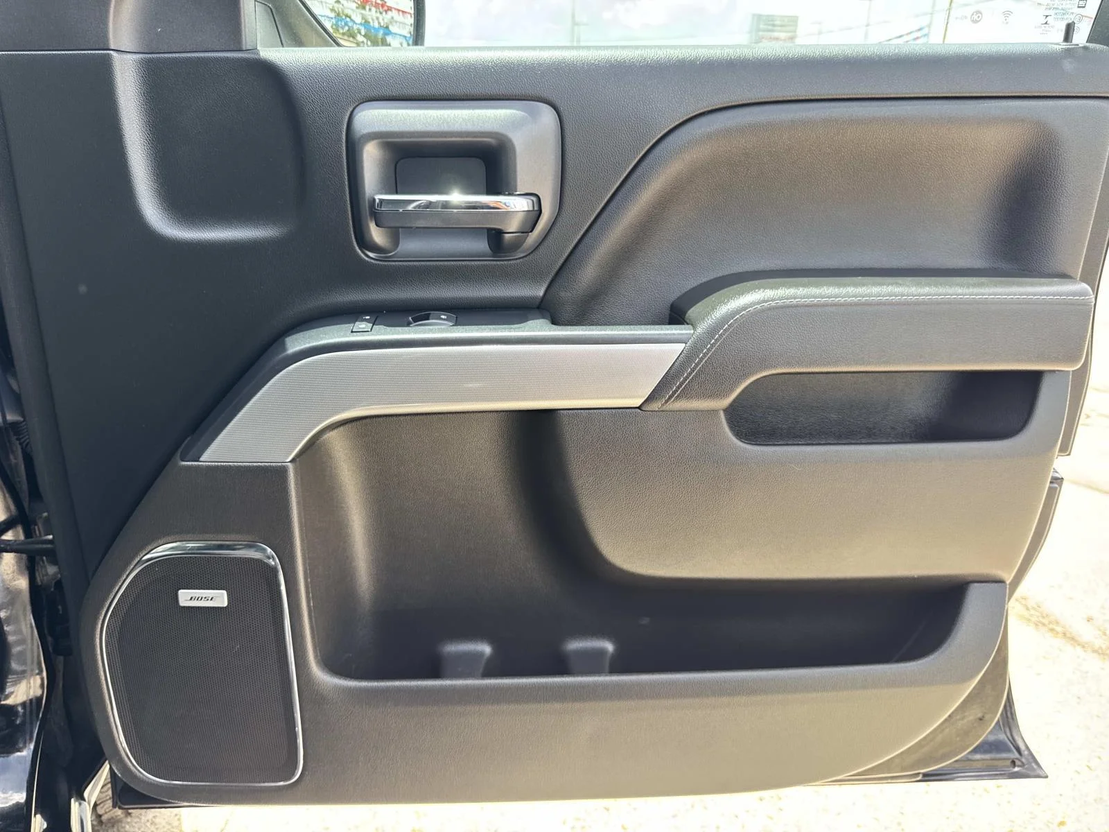 Used 2017 Black Chevrolet LTZ image 13