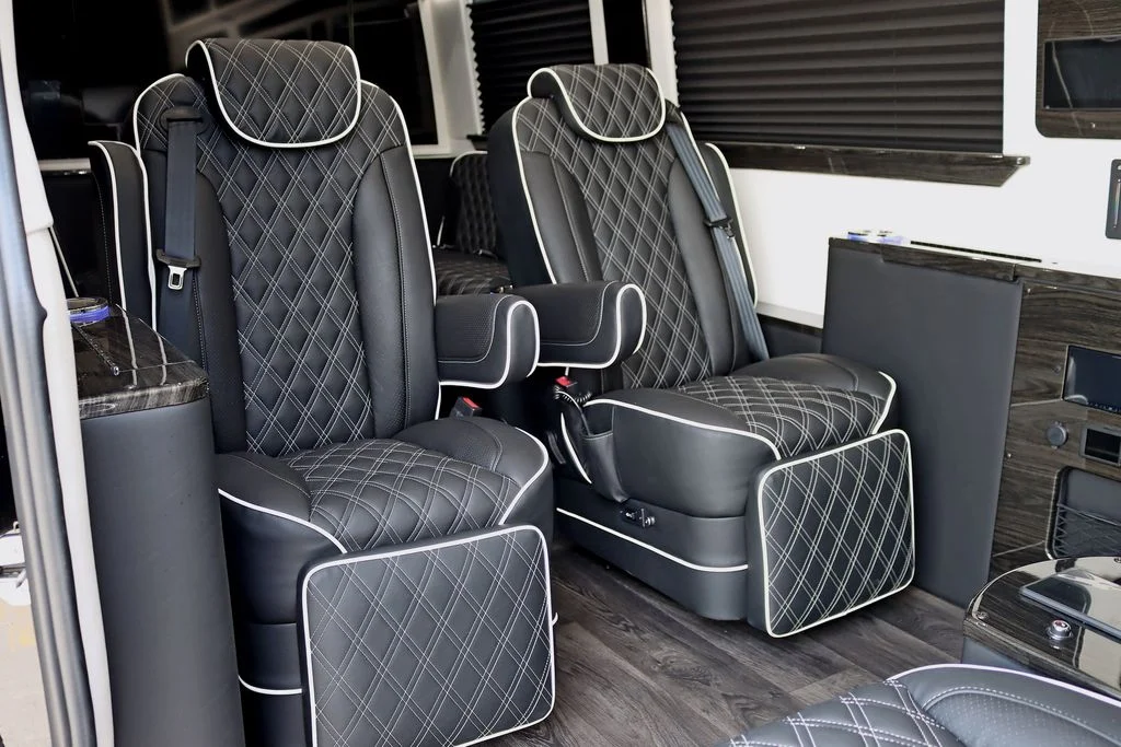 Used 2026 Black Mercedes-Benz  image 39