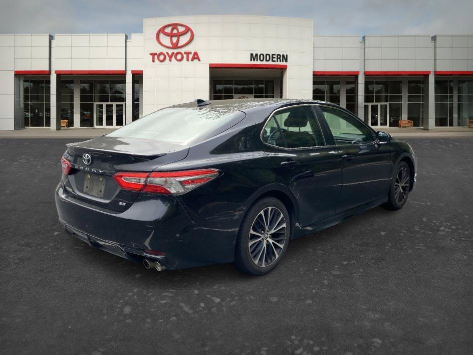 Used 2019 Midnight Black Metallic Toyota SE image 24