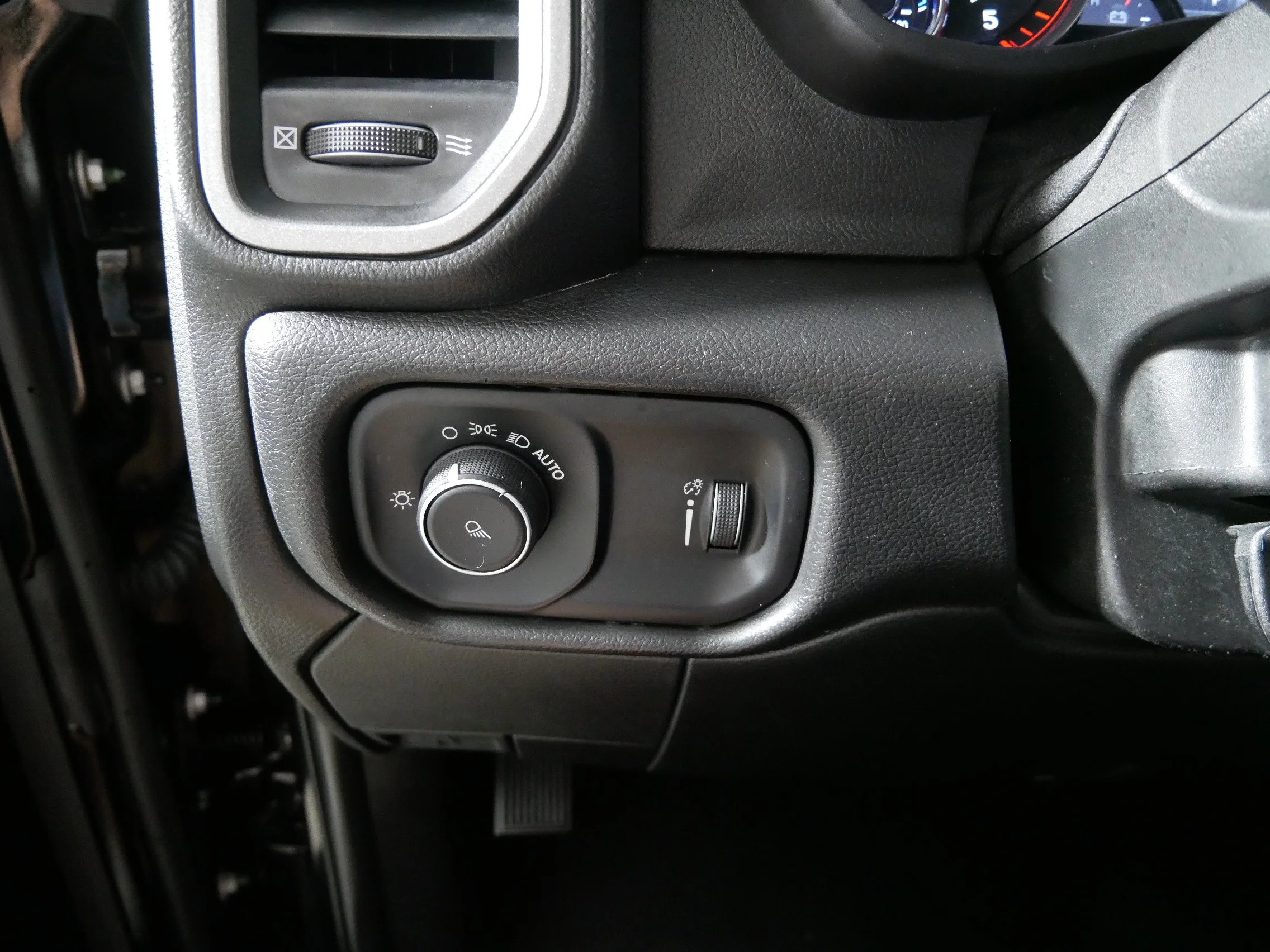 Used 2024 Black Clearcoat Ram Tradesman image 26