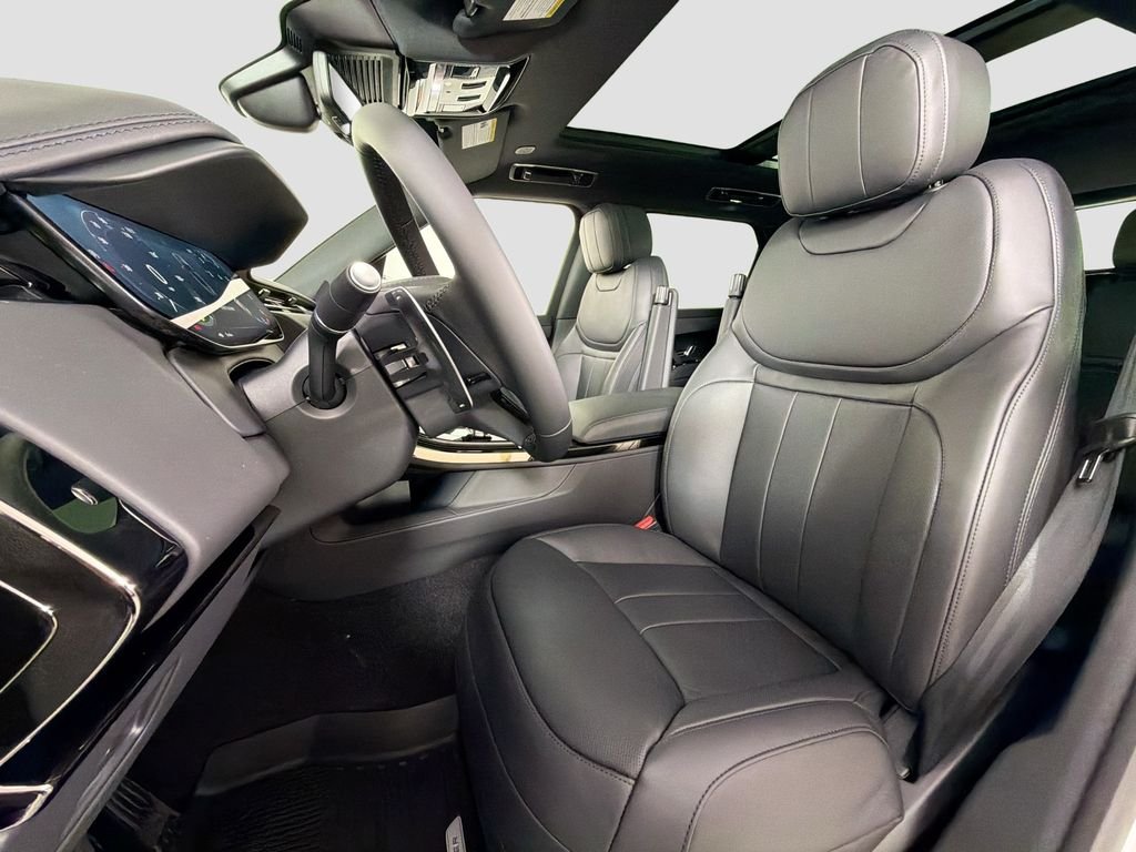 New 2026 Fuji White Land Rover Dynamic SE image 22