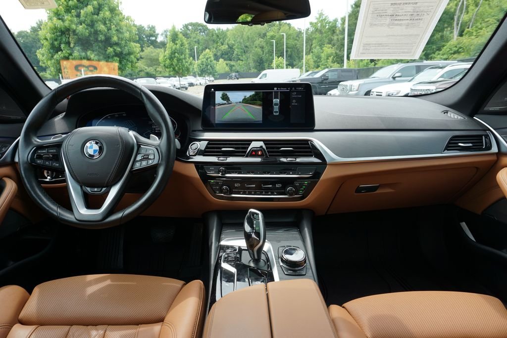Used 2023 Black Sapphire Metallic BMW 530i xDrive image 46