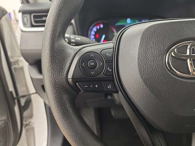 Used 2025 Ice Toyota XLE image 29