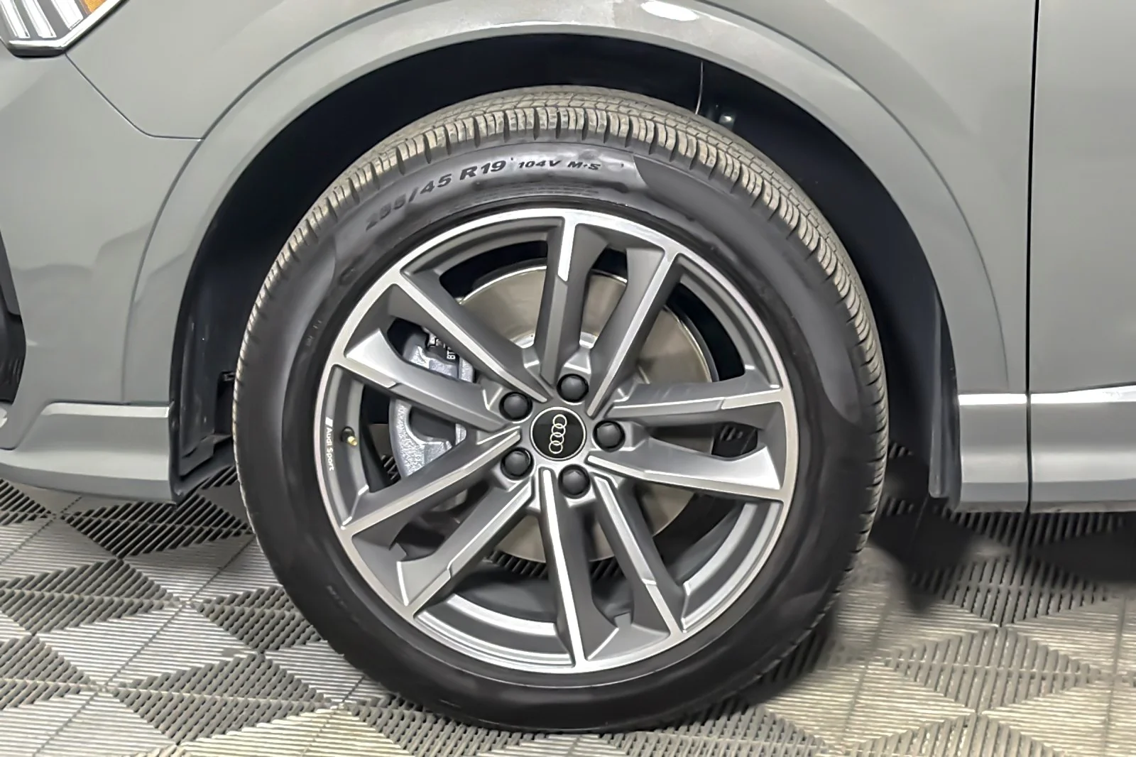 Used 2025 Chronos Gray Metallic Audi S line Premium 45 TFSI quattro image 25