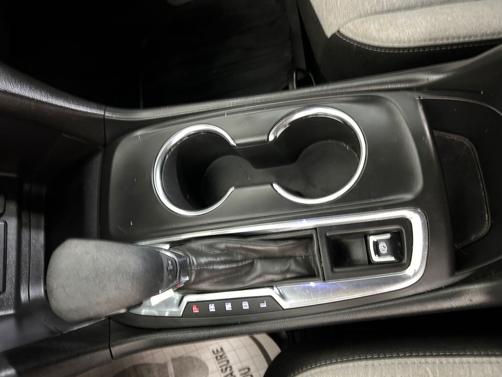Used 2023 Gray Chevrolet LS image 30