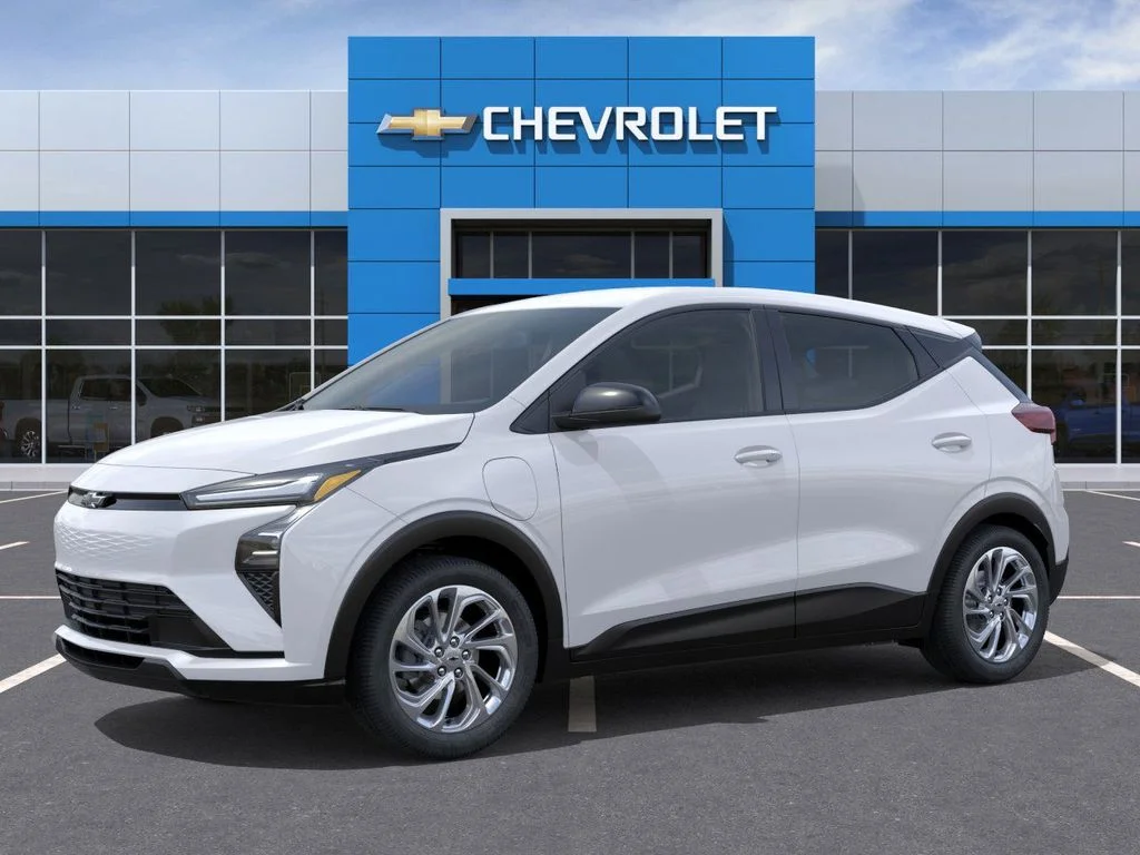 New 2027 White Chevrolet LT image 2
