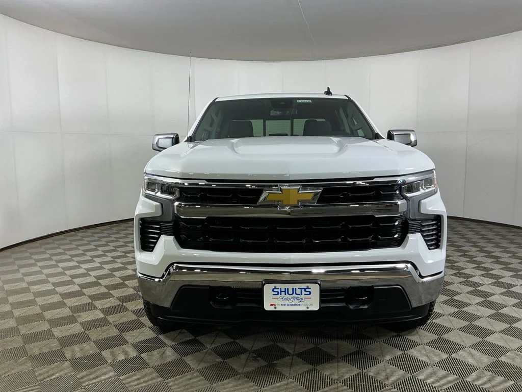 New 2026 White Chevrolet LT image 2