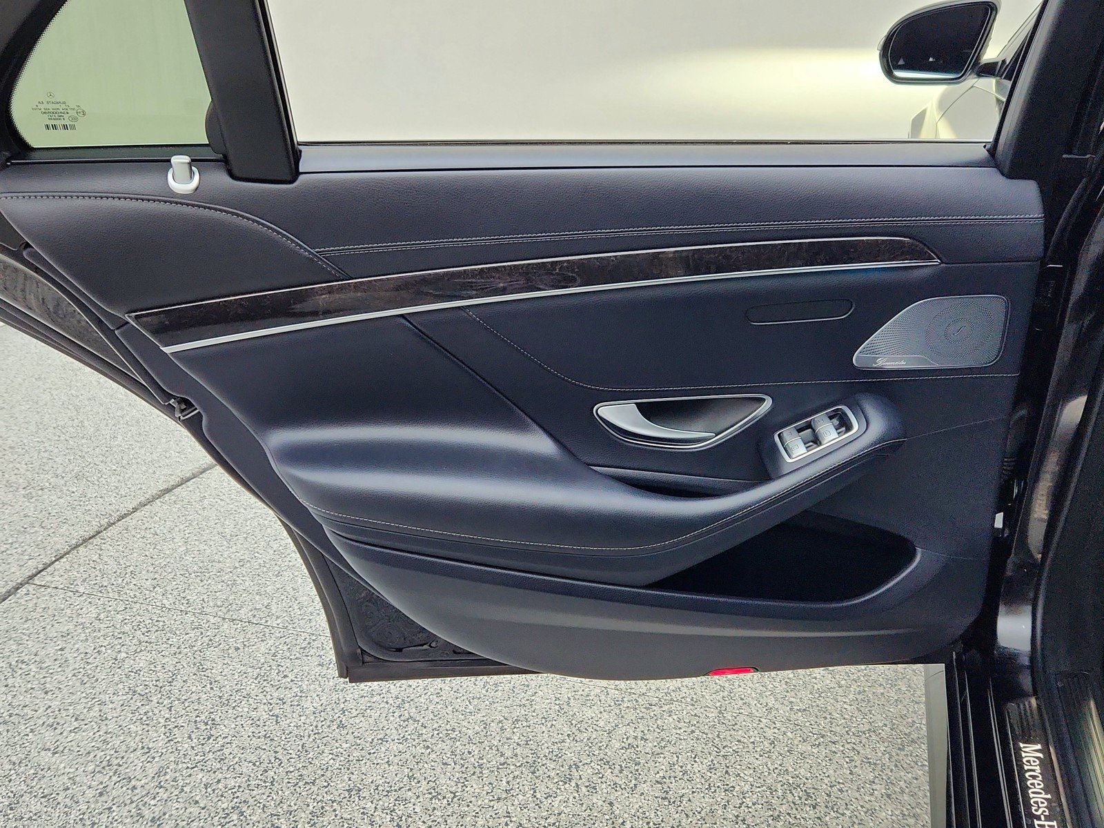 Used 2018 Black Mercedes-Benz S 450 image 29