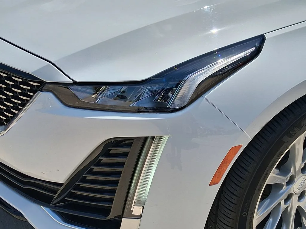 Used 2023 SUMMIT WHITE Cadillac Luxury image 7