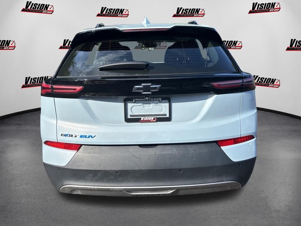 Used 2023 Blue Chevrolet Premier image 6