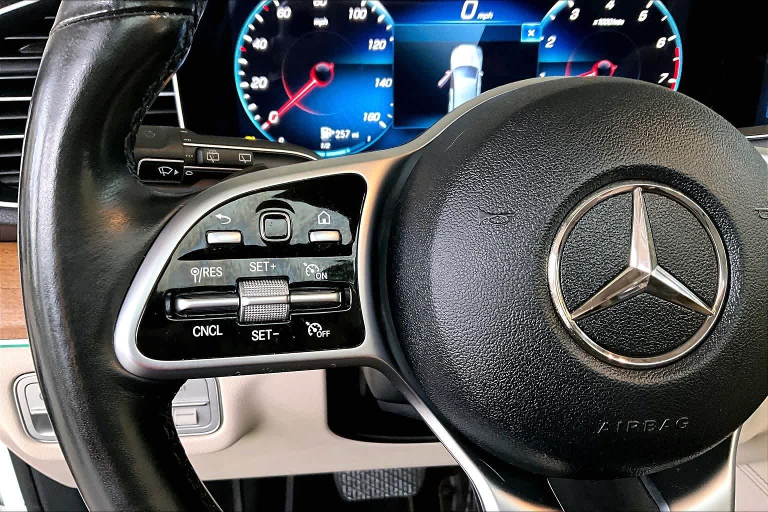 Used 2021 Polar White Mercedes-Benz GLE 350 image 24