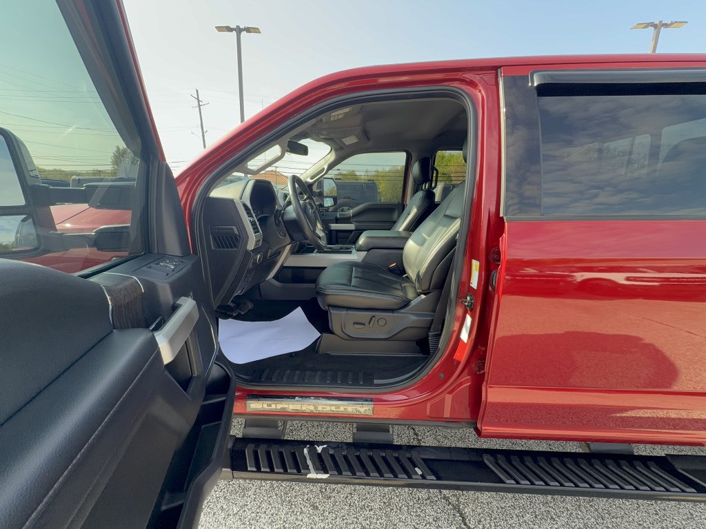 Used 2020 Rapid Red Metallic Tinted Clearcoat Ford Lariat image 11