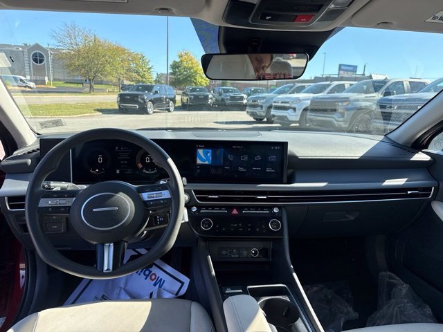 Used 2024 Red Hyundai SEL image 24