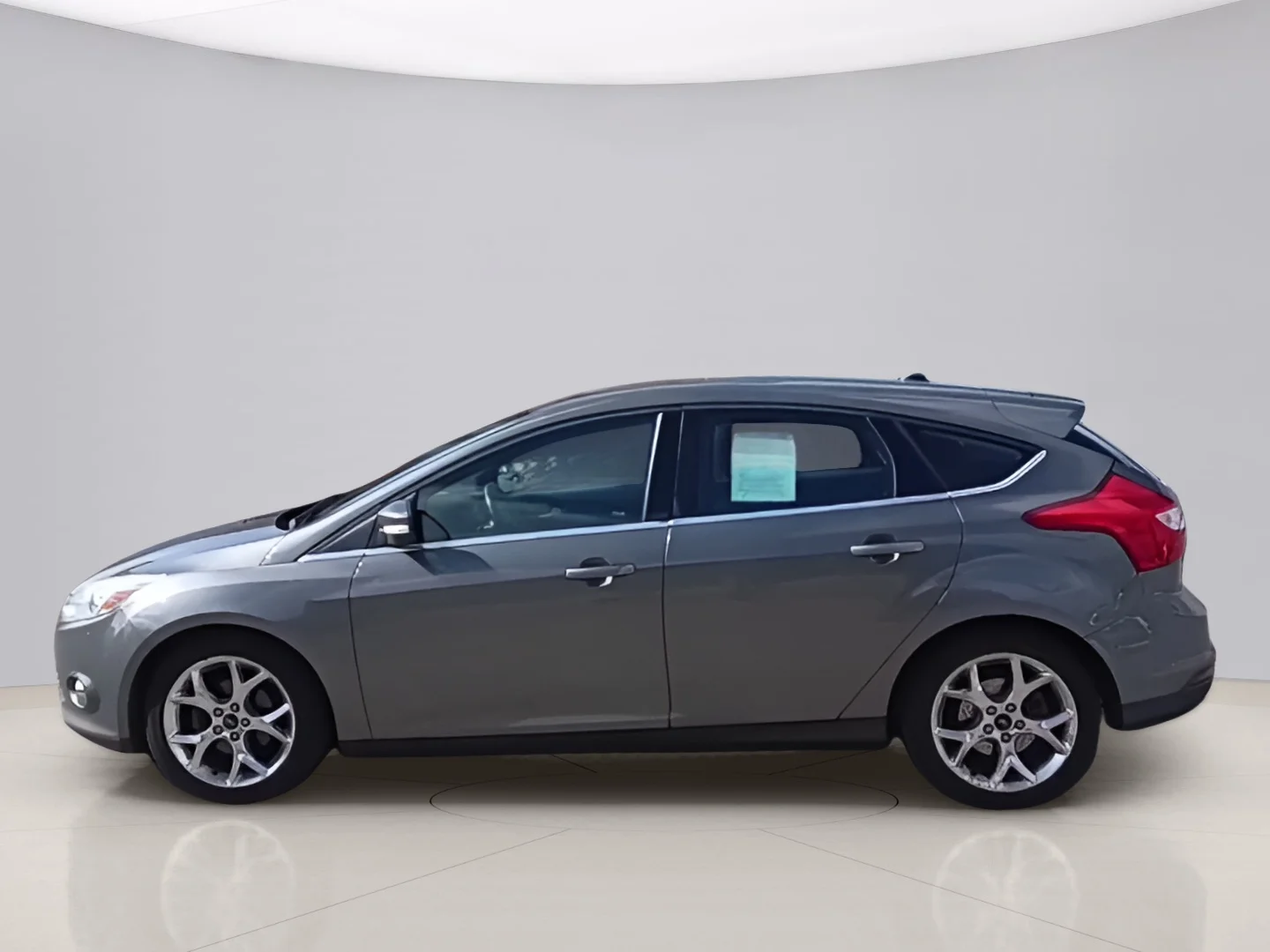 Used 2012 Gray Ford SEL image 3