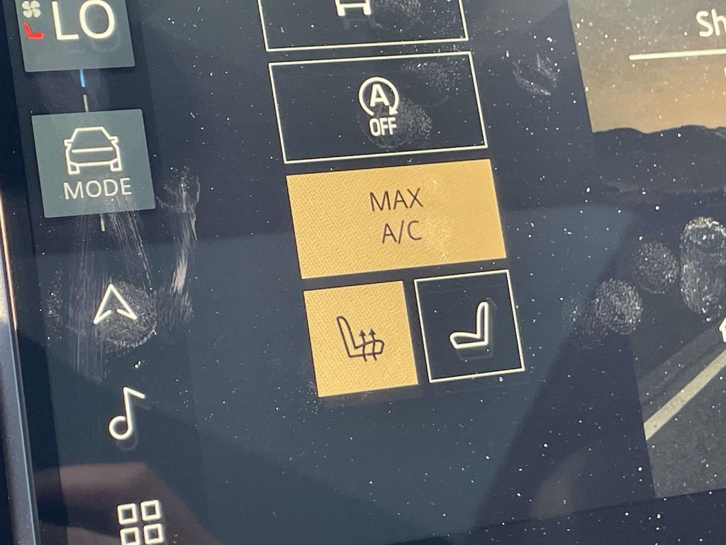 New 2026 Borasco Grey Land Rover Dynamic SE image 23