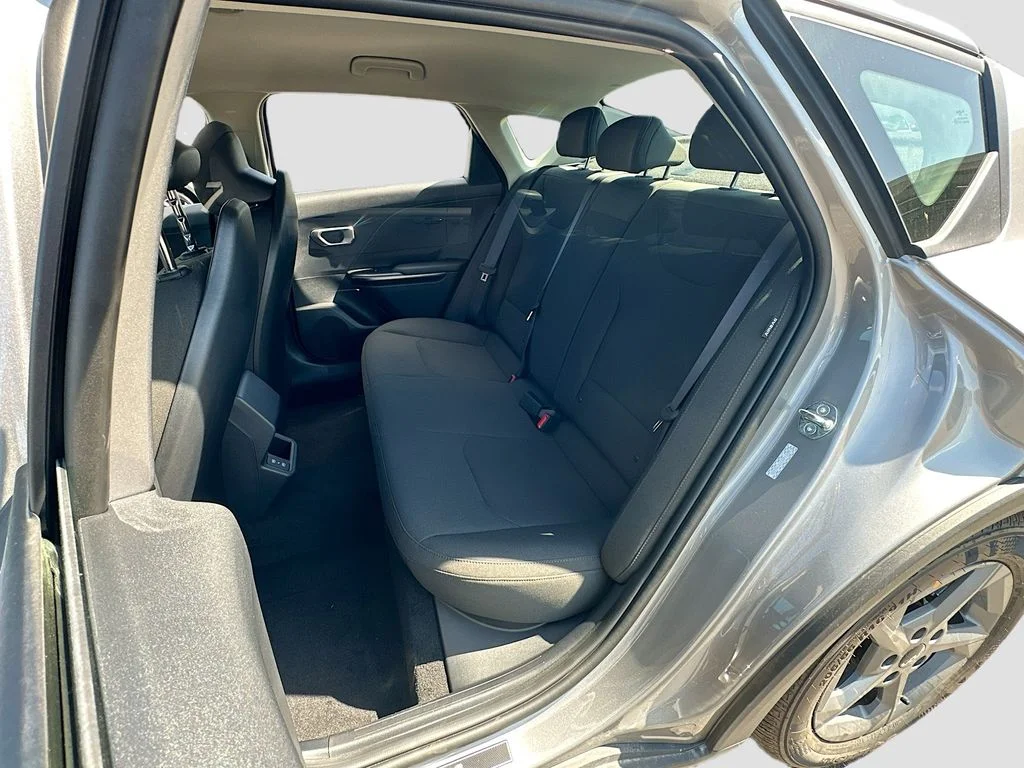 New 2026 Steel Gray Kia LXS image 22