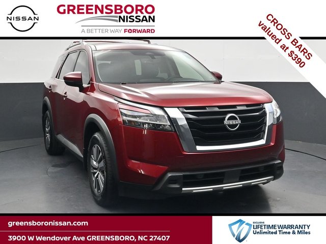 2023 Nissan Pathfinder SL