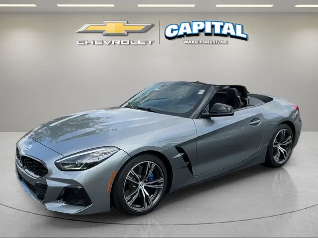 Used 2023 Gray BMW sDrive M40i image 1
