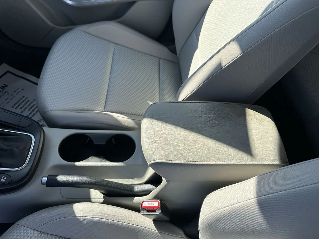 Used 2025 Red Kia LX image 26