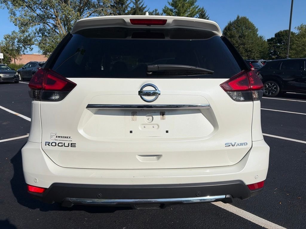 Used 2019 Pearl White Nissan SV image 8