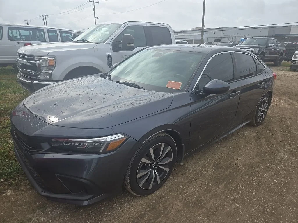 2024 Honda Civic EX CVT's photo