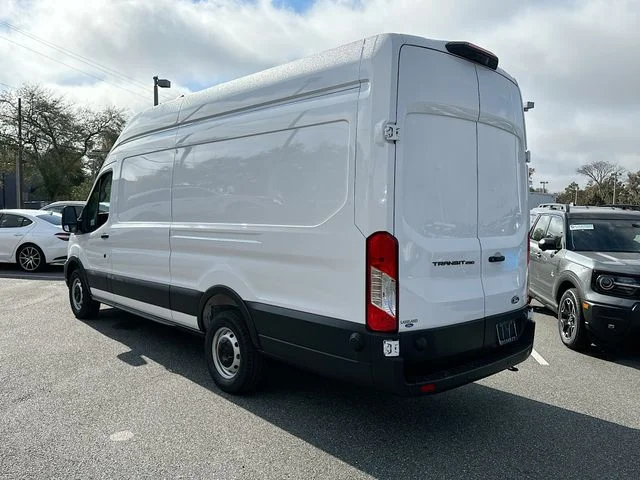 New 2026 White Ford Base image 6