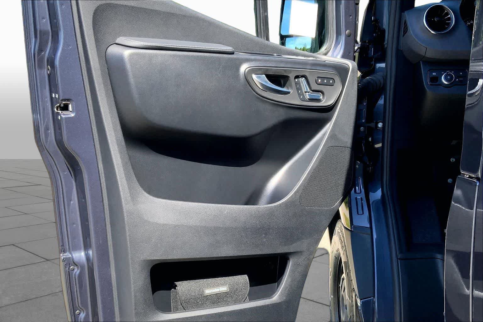 New 2026 Tenorite Gray Metallic Mercedes-Benz  image 14