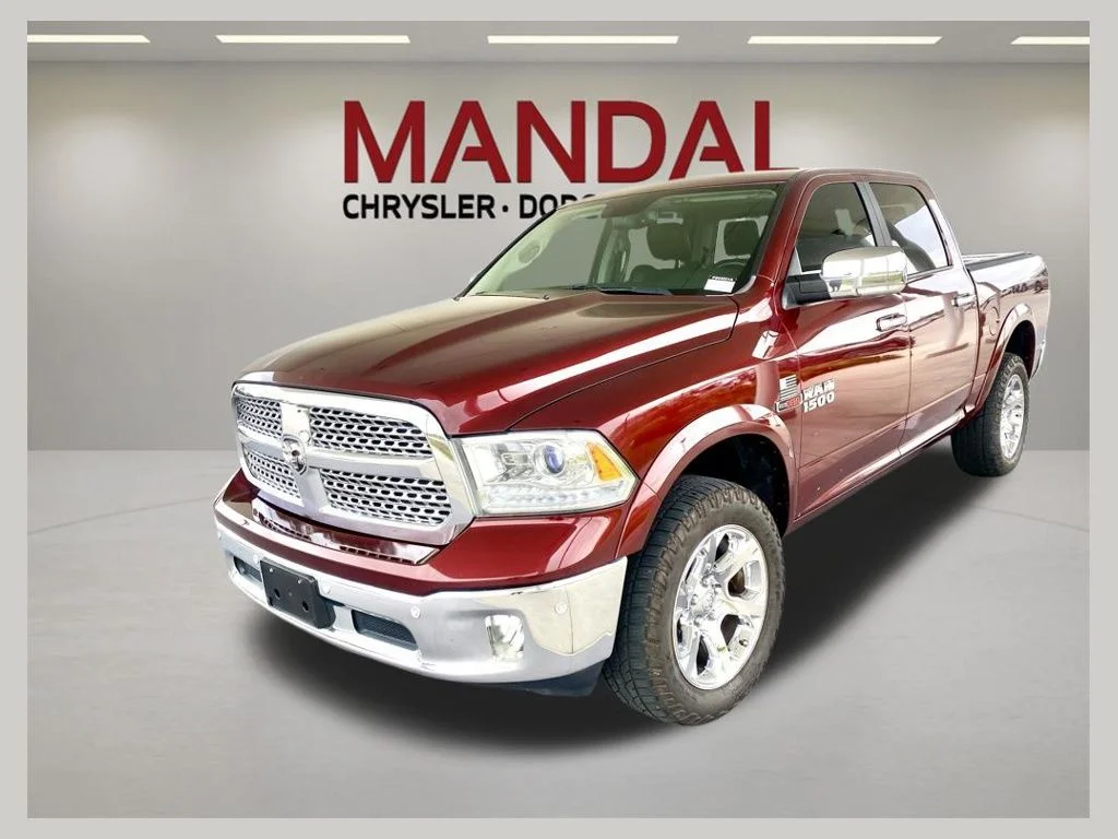 2018 RAM 1500 Laramie 4x4 Crew Cab 5'7's photo