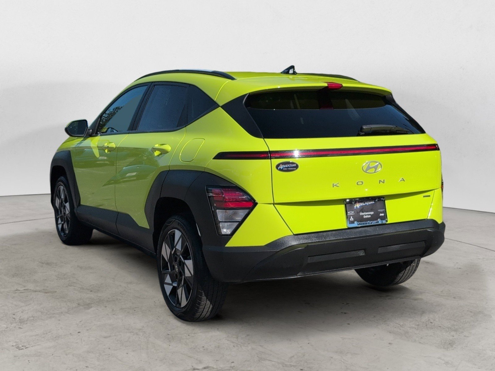 Used 2025 Neoteric Yellow Hyundai SEL image 5