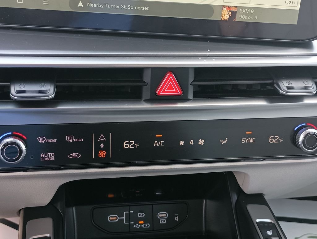 2026 Kia Sorento EX - Photo 25
