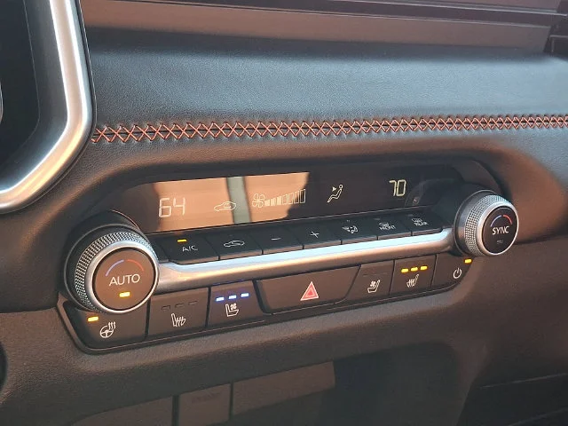 New 2026 Beige/tan Mazda 2.5 Turbo Meridian Edition image 13