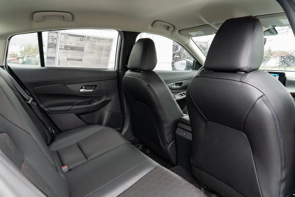 New 2026 Aspen White TriCoat / Super Black Two-tone Nissan SR image 26