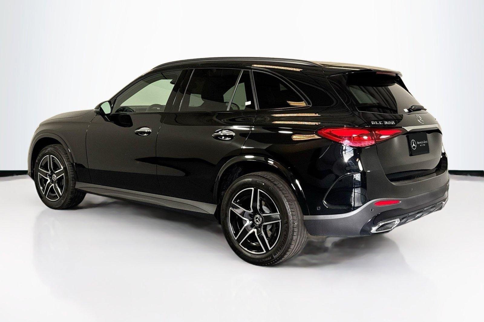 New 2026 Black Mercedes-Benz GLC 300 image 7