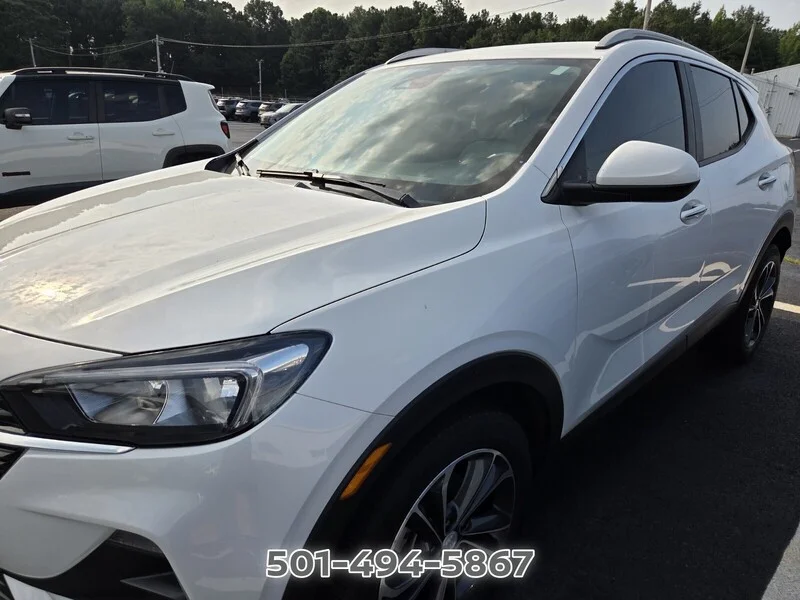 Used 2020 Summit White BUICK SELECT image 5