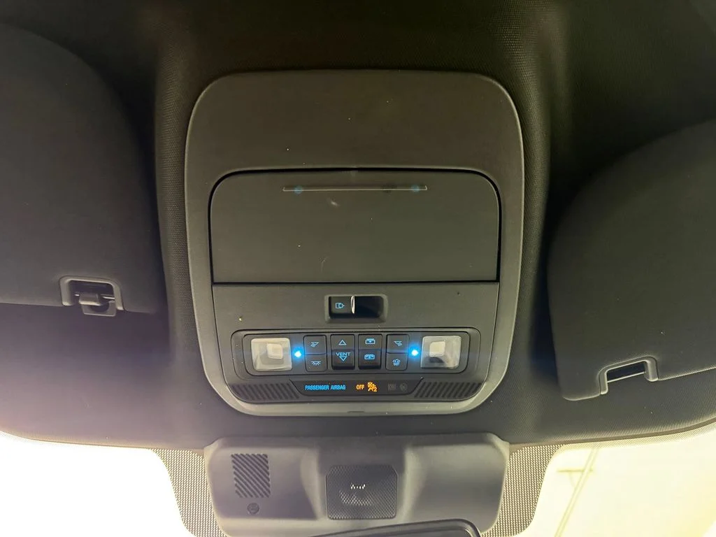Used 2023 Iconic Silver Metallic Ford XLT image 16