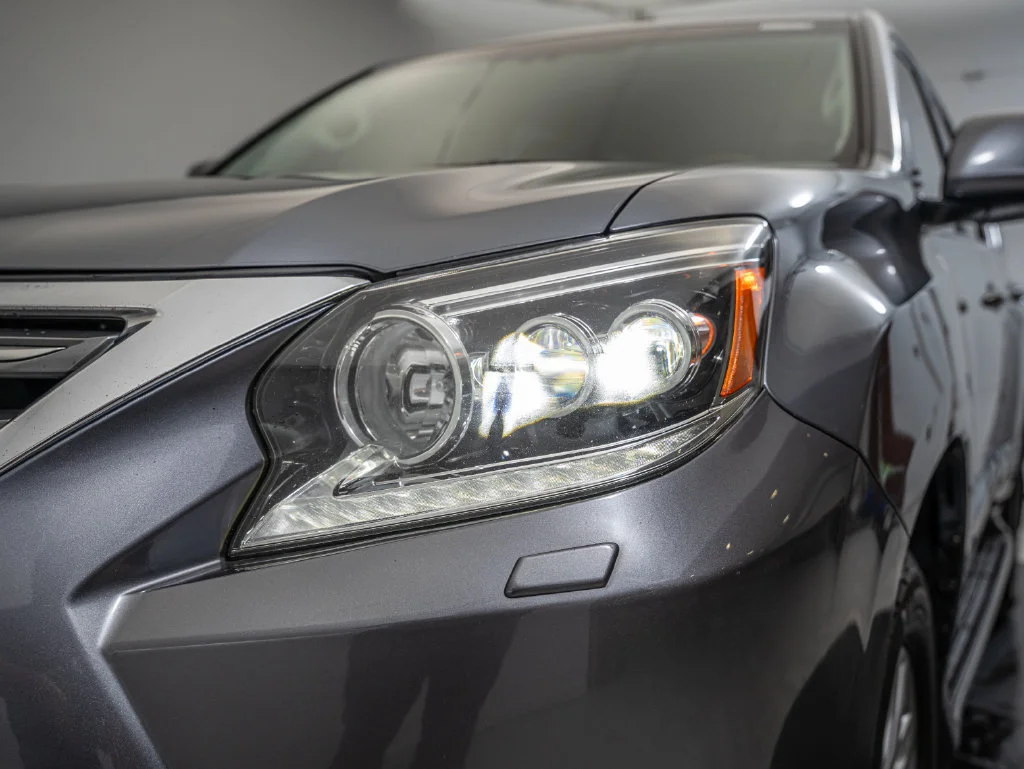 Used 2016 Gray Pearl Lexus 460 image 12