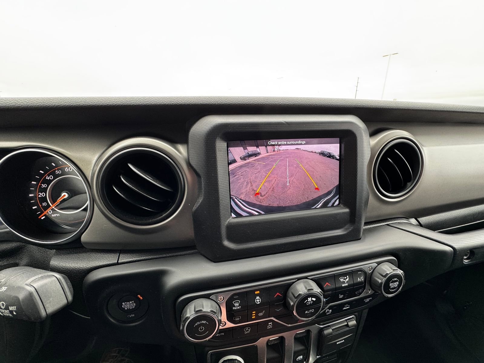 Used 2021  Jeep Willys image 5