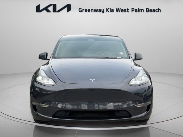 Used 2024 Tesla Model Y Long Range with VIN 7SAYGDEE2RA231314 for sale in West Palm Beach, FL