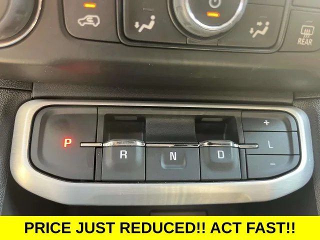 Used 2023 Black GMC SLE image 32