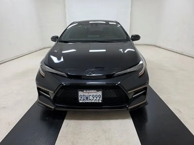 Used 2022 Toyota Corolla SE with VIN 5YFS4MCE8NP135400 for sale in Inglewood, CA