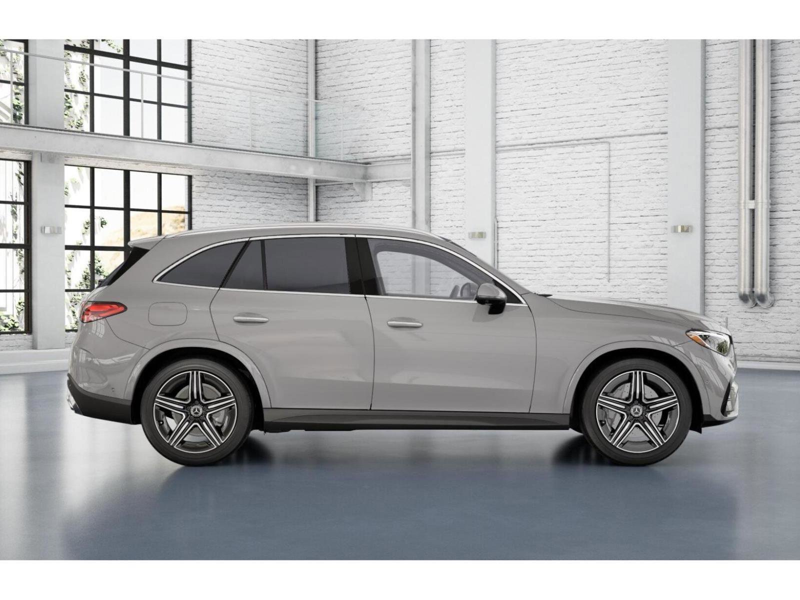 New 2026 MANUFAKTUR Alpine Grey Mercedes-Benz GLC 300 image 3