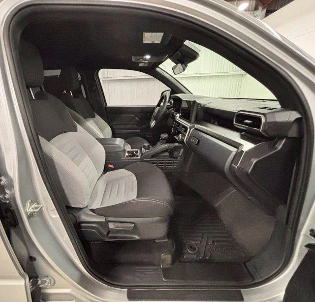 Used 2025 CUTTING EDGE Toyota  image 18