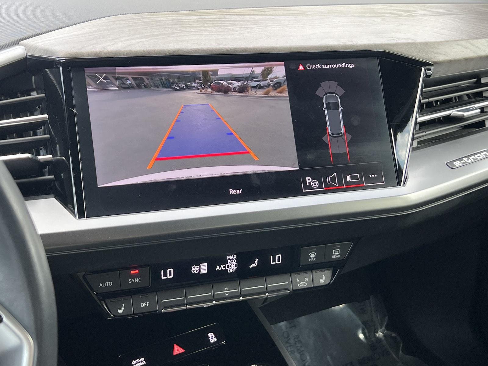 2023 Audi Q4 e-tron Premium Plus - Photo 8