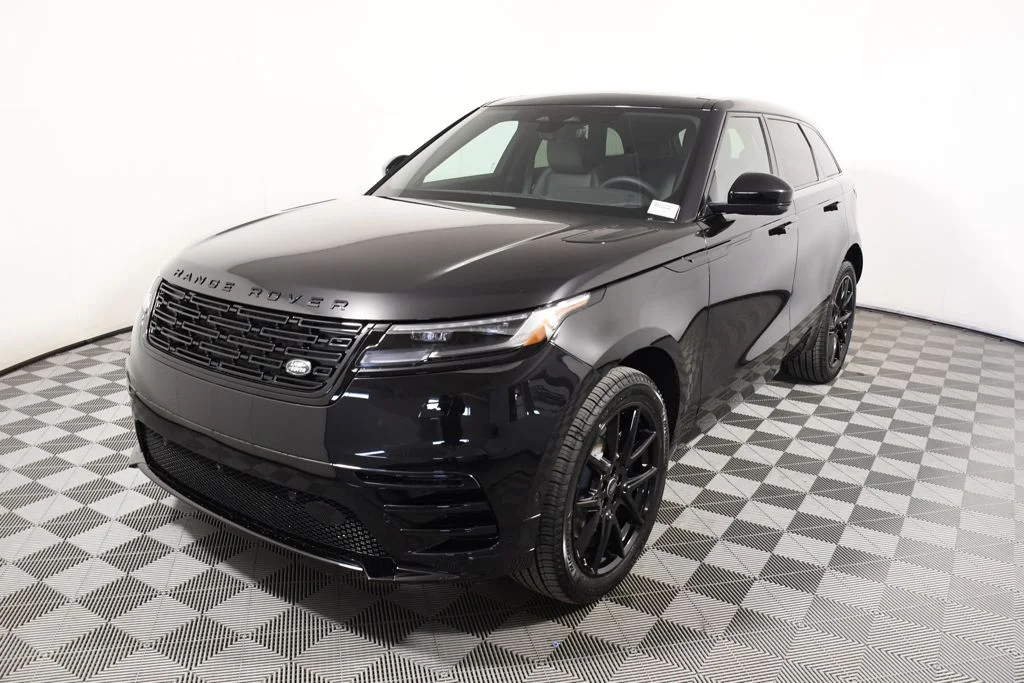 2026 Land Rover Range Rover Velar P400 Dynamic SE's photo