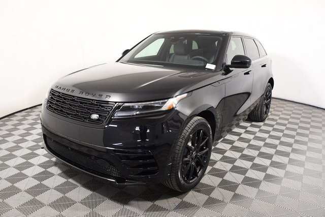 2026 Land Rover Range Rover Velar Dynamic SE