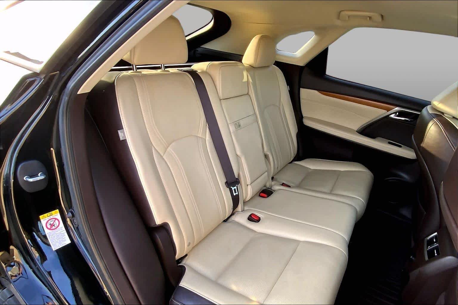 Used 2019 Obsidian Lexus  image 19