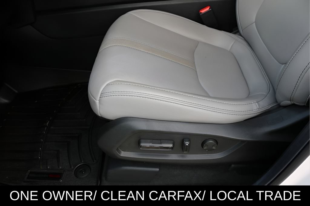Used 2025  Honda EX-L image 12