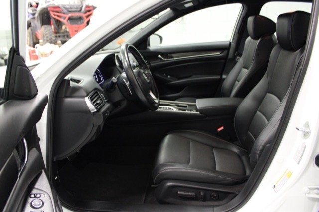 Used 2022 White Honda Sport image 13